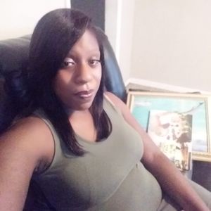 Meet your Posher, Felicia